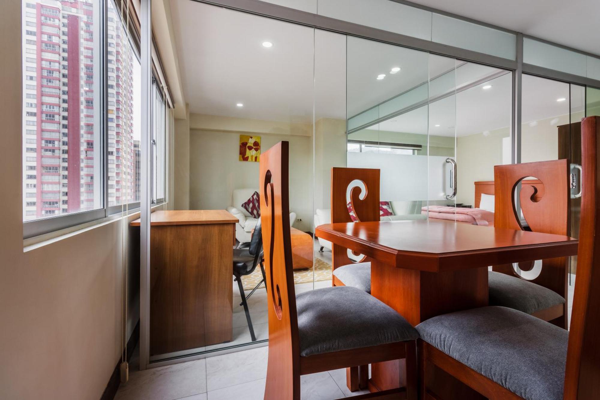 Luxstone Executive & Suites La Paz Exterior photo