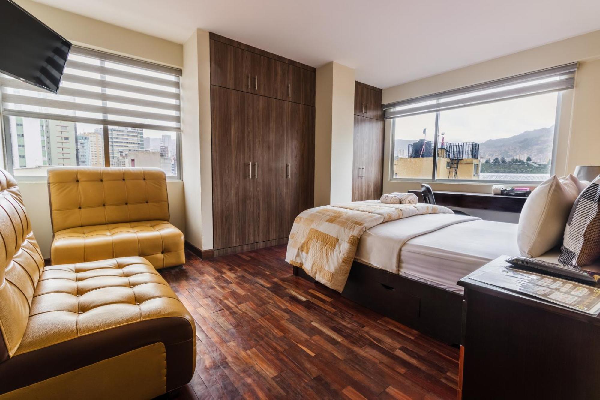 Luxstone Executive & Suites La Paz Exterior photo